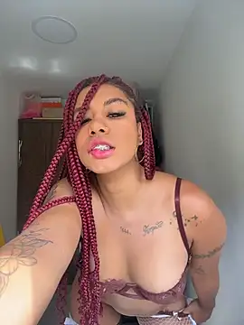Snapshot of ATENEA_SEXXXY chatting on May 14, 6:58 pm ATENEA SEXXXY online show from May 14, 6:58 pm