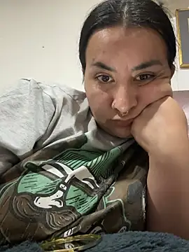 Abril Luv online show from March 24, 1:21 am