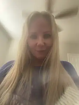 Snapshot of Sexual_Lovable_Doll chatting on July 28, 4:39 pm Sexual Lovable Doll online show from July 28, 4:39 pm