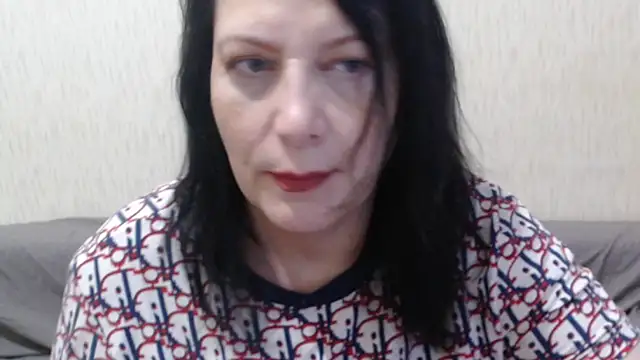 Mirabelle Sweet online show from October 18, 7:20 am