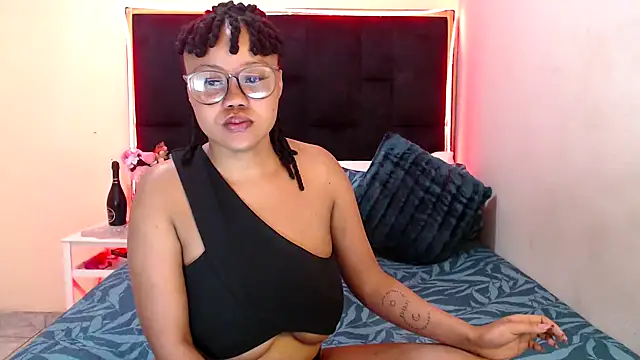 CancerGodessX online show from October 9, 6:39 pm