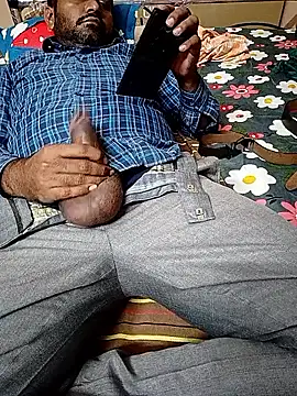 adicma123 online show from April 8, 1:11 pm