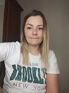 KrissSexi online show from November 7, 11:21 am