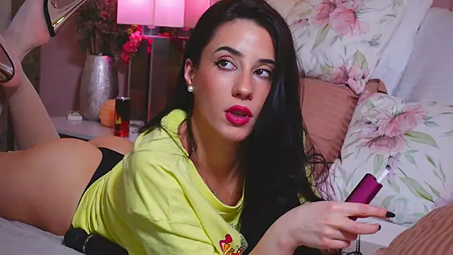 AmeliaJune online show from February 12, 11:00 pm