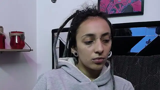 Snapshot of ORIANNA_BODMOD chatting on December 3, 6:59 am ORIANNA BODMOD online show from December 3, 6:59 am