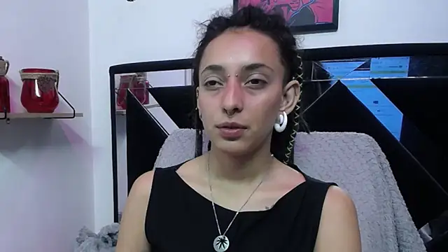 Snapshot of ORIANNA_BODMOD chatting on December 14, 2:53 pm ORIANNA BODMOD online show from December 14, 2:53 pm