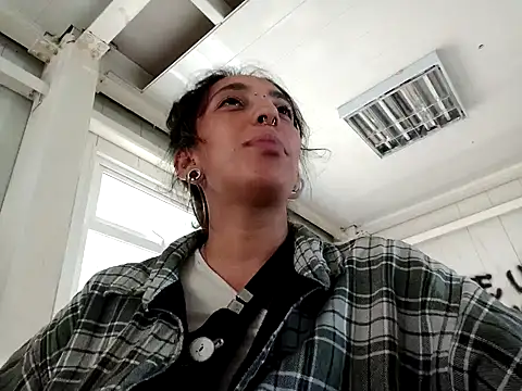 Snapshot of ORIANNA_BODMOD chatting on January 31, 1:34 pm ORIANNA BODMOD online show from January 31, 1:34 pm