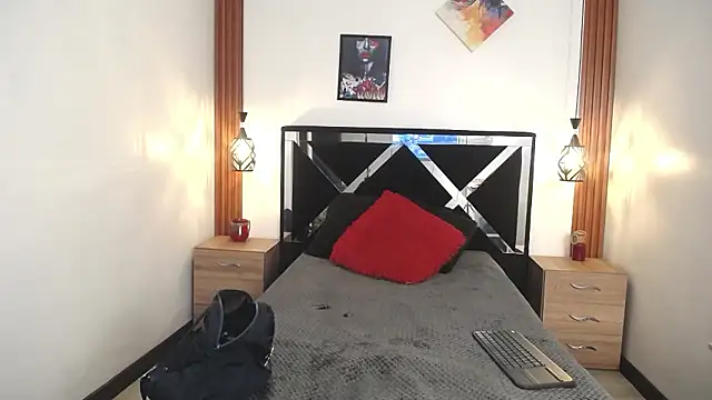 Snapshot of ORIANNA_BODMOD chatting on January 10, 10:36 pm ORIANNA BODMOD online show from January 10, 10:36 pm