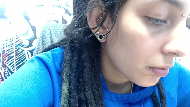 Snapshot of ORIANNA_BODMOD chatting on February 27, 5:40 am ORIANNA BODMOD online show from February 27, 5:40 am