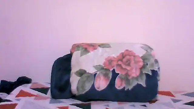 Snapshot of ChiaraFioree chatting on June 13, 7:01 pm ChiaraFioree online show from June 13, 7:01 pm