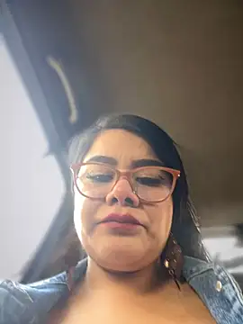 Snapshot of Insane_Issa chatting on January 5, 7:28 pm Insane Issa online show from January 5, 7:28 pm