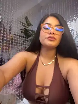 Snapshot of Insane_Issa chatting on January 7, 7:17 pm Insane Issa online show from January 7, 7:17 pm