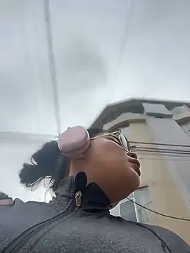 Snapshot of Insane_Issa chatting on January 21, 1:22 pm Insane Issa online show from January 21, 1:22 pm