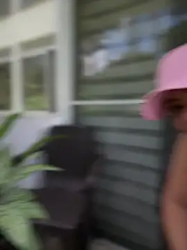 Insane Issa online show from February 28, 7:15 pm