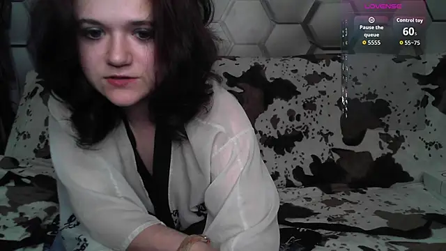 Snapshot of Naomi_Robbins_Love chatting on October 14, 8:48 am Naomi Robbins Love online show from October 14, 8:48 am