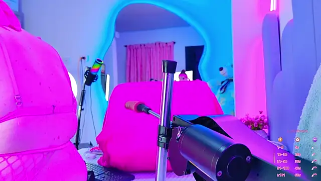 NathaxaLeans online show from March 21, 12:10 pm