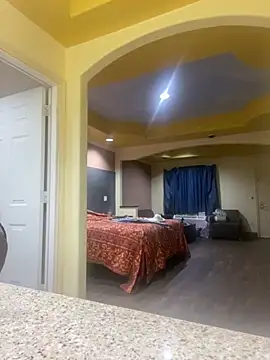 SlimBeenBadd1981 online show from February 26, 7:53 am