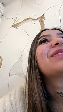 LunaBaker-1 online show from April 22, 5:21 am