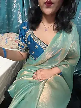 Snapshot of LuscousPussy chatting on March 3, 6:25 pm LuscousPussy online show from March 3, 6:25 pm