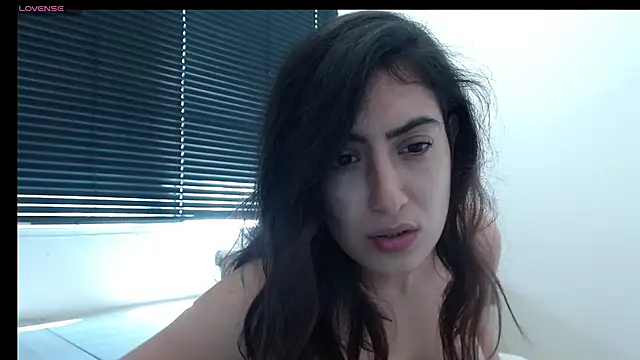 MIYESSI online show from February 19, 7:38 pm