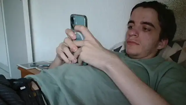 Snapshot of Tombgy07 chatting on June 3, 6:57 pm Tombgy07 online show from June 3, 6:57 pm