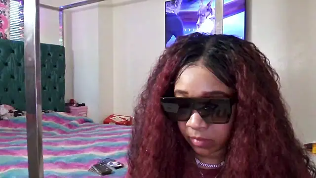 YasmineMinaj online show from January 17, 8:12 pm