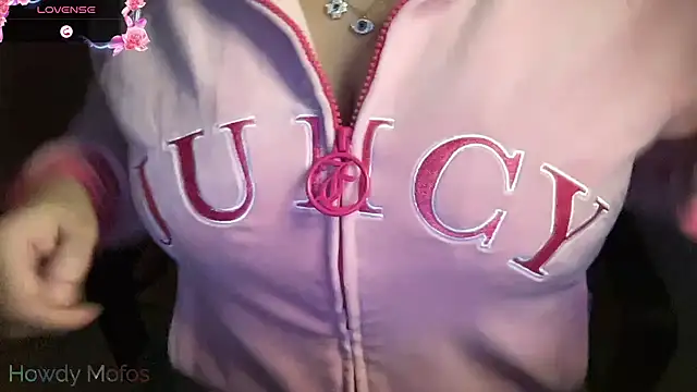 Snapshot of Sportybabe chatting on February 13, 6:59 pm Sportybabe online show from February 13, 6:59 pm