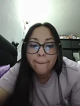 Snapshot of persefone_core chatting on July 3, 1:34 am persefone core online show from July 3, 1:34 am