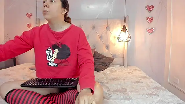 Snapshot of SakuraLee_ chatting on June 11, 1:31 pm SakuraLee online show from June 11, 1:31 pm