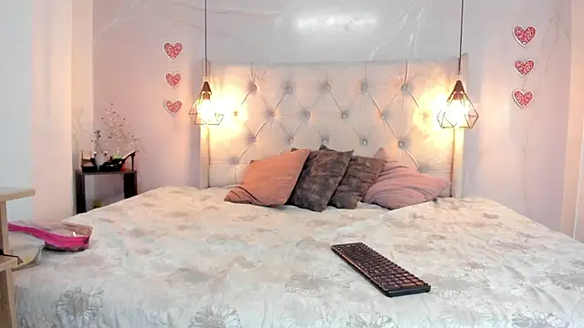 Snapshot of SakuraLee_ chatting on June 15, 1:24 pm SakuraLee online show from June 15, 1:24 pm
