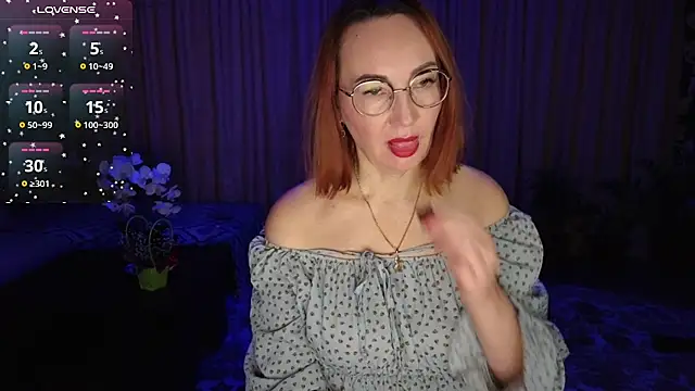 Snapshot of LybovNTV chatting on February 1, 11:16 pm LybovNTV online show from February 1, 11:16 pm