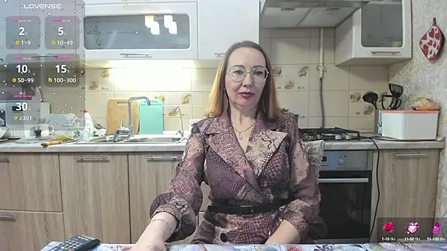 Snapshot of LybovNTV chatting on March 8, 2:08 pm LybovNTV online show from March 8, 2:08 pm