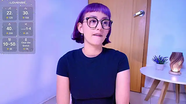 Snapshot of tati_cardenas chatting on May 17, 4:32 am tati cardenas online show from May 17, 4:32 am