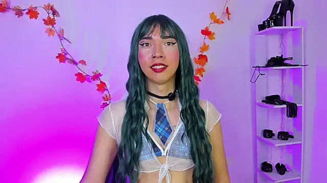 sofi elfqueen online show from March 26, 11:10 pm