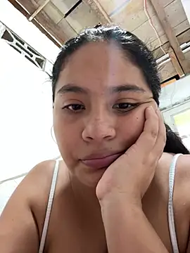 Snapshot of moncerrat_luna chatting on July 9, 8:24 pm moncerrat luna online show from July 9, 8:24 pm