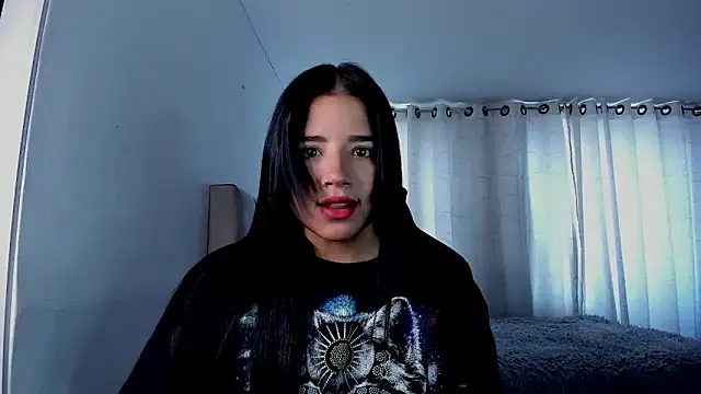 Snapshot of aliice_walker_ chatting on February 26, 4:39 pm aliice walker online show from February 26, 4:39 pm