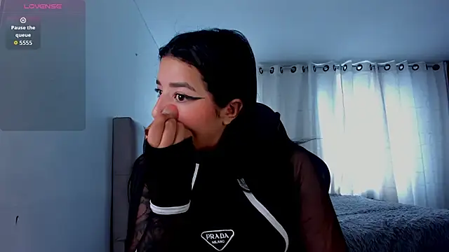 aliice walker  online show from March 25, 2:23 pm