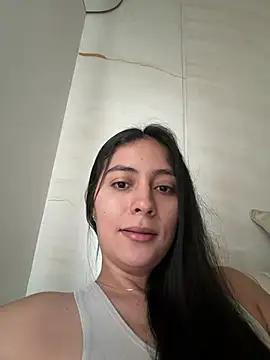 Sophie  Foxxx online show from April 18, 10:54 pm