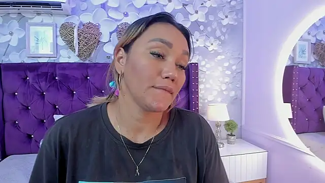 Snapshot of dalila_salazar chatting on June 27, 3:00 am dalila salazar online show from June 27, 3:00 am
