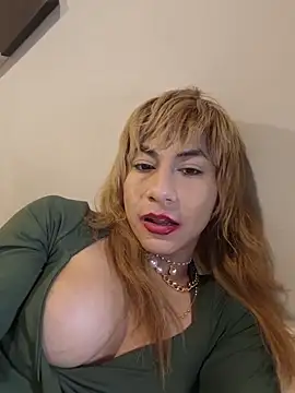 Snapshot of Evehampy chatting on October 11, 12:21 am Evehampy online show from October 11, 12:21 am