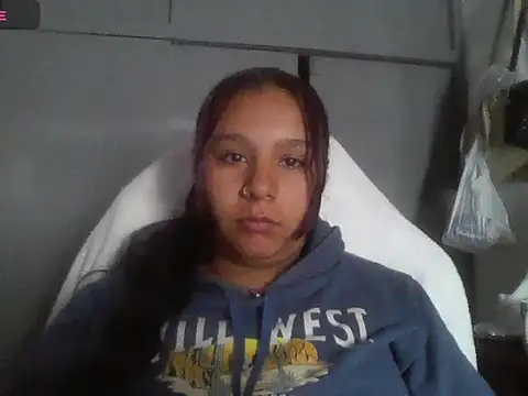 Charis 21 online show from May 26, 4:03 pm