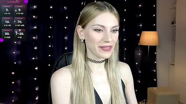 Lilianna Just online show from December 2, 5:48 pm