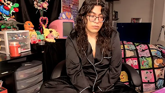 Snapshot of ShinyCherub chatting on October 6, 5:43 pm ShinyCherub online show from October 6, 5:43 pm