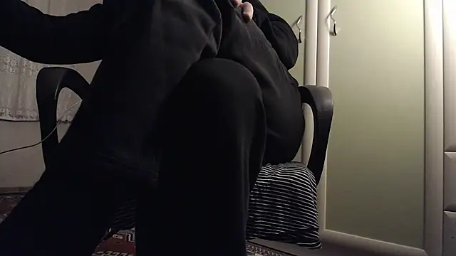 Lxom online show from November 13, 11:47 pm