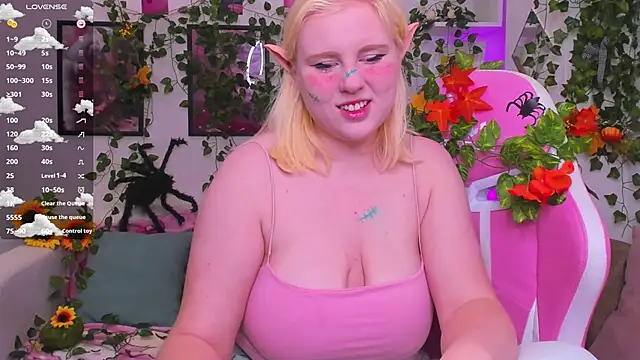 art lovee online show from October 25, 2:19 am