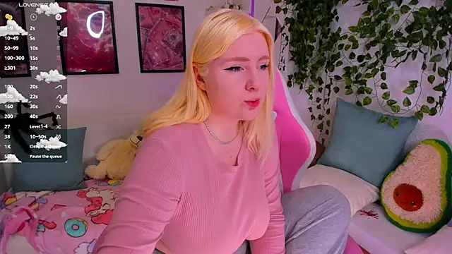 art lovee online show from February 6, 1:21 am