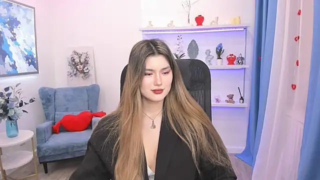 AnneTLi online show from February 17, 7:20 pm