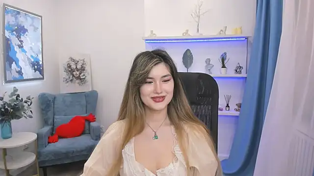 AnneTLi online show from March 22, 3:21 am