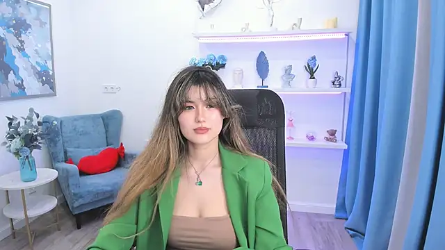 AnneTLi online show from May 20, 8:04 pm