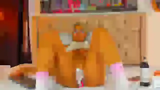 KeryHillson online show from January 7, 3:23 pm